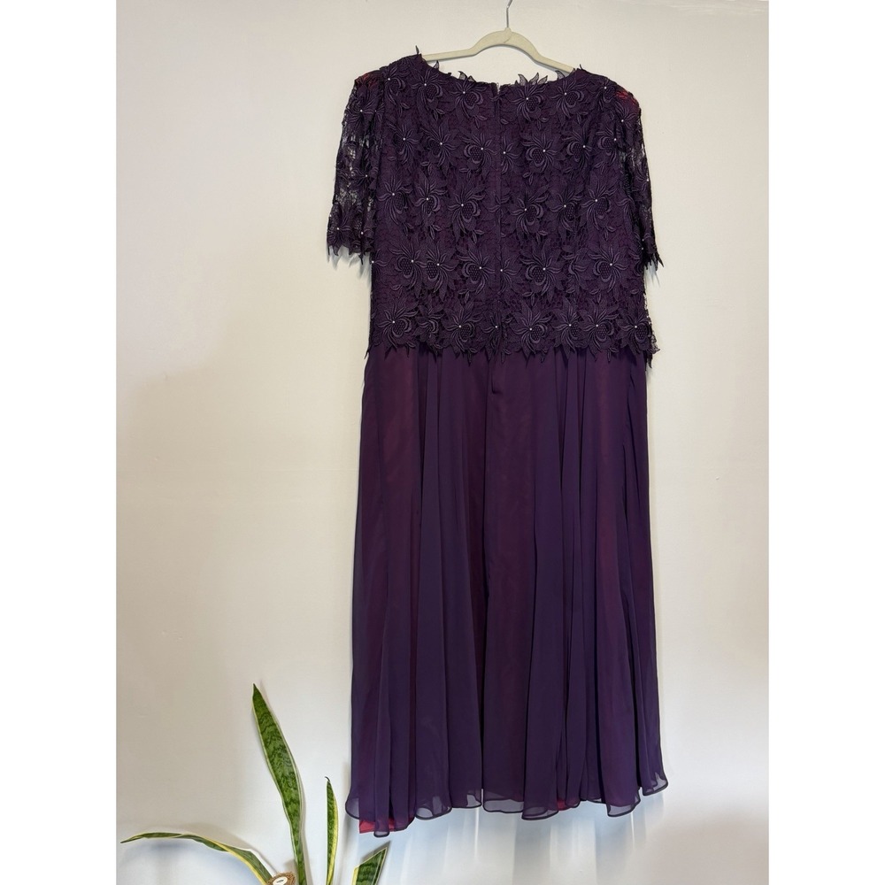 Caterina Collection Purple Lace Chiffon Dress Women's Long Plus size 24w Formal - Picture 4 of 16